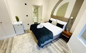 London Beautiful Suites Rooms Top Location